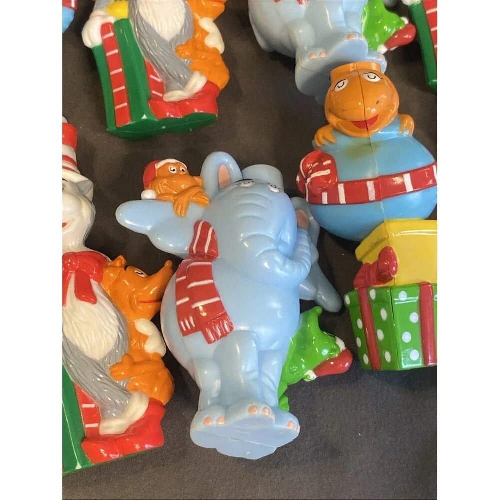10 Cat In The Hat Dr. Seuss Christmas Holiday Light Strand Covers Colorful